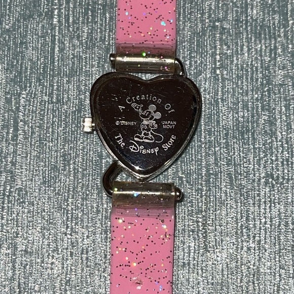 Little girls Disney Princess watch in perfect working condition - Picture 6 of 13